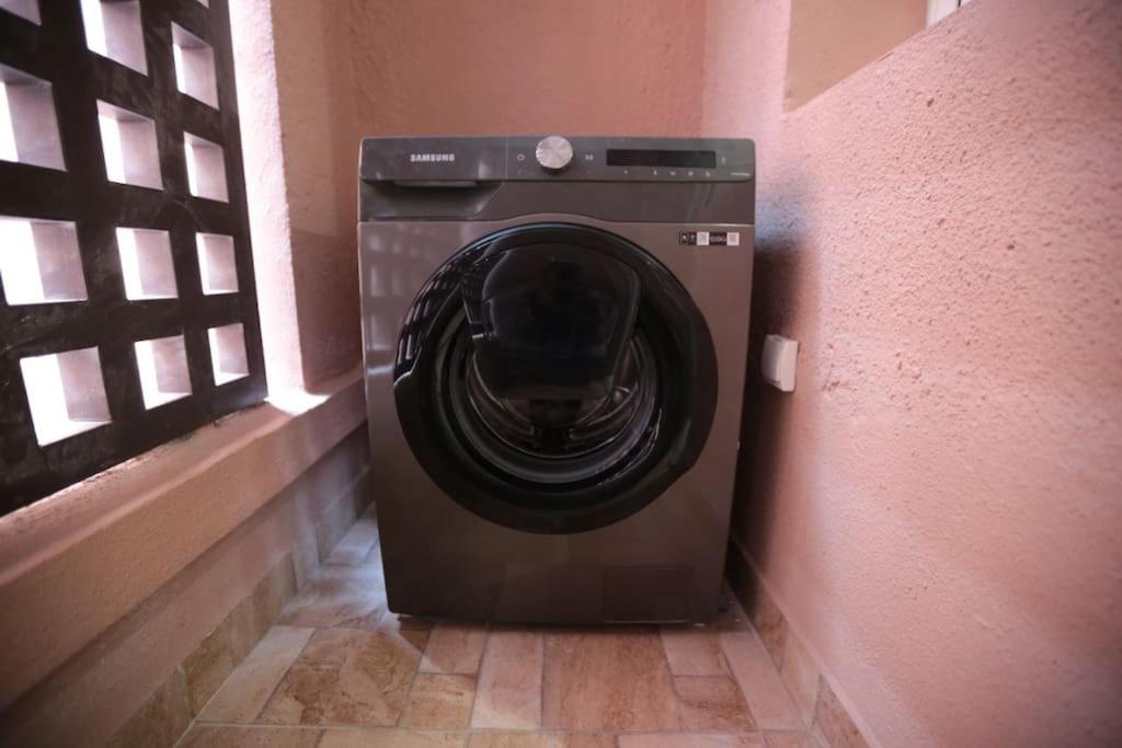 Appartement Riad White Golden Marrakesh Exteriör bild